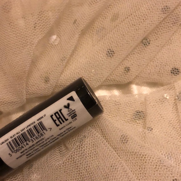 💄NWT👠Lottii London🇬🇧Werk it💄👠Liquid Lip💄👠 - Picture 4 of 5